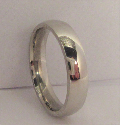 Size 6 Stainless Surgical Steel Ring / 4mm Width