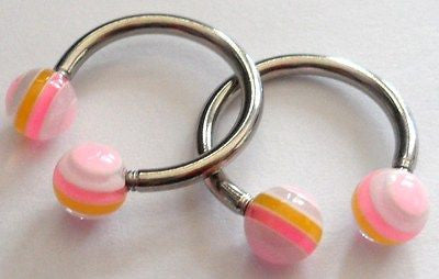 Half Hoop Horseshoes Earrings Lobe Rings 14g 14 gauge - I Love My Piercings!